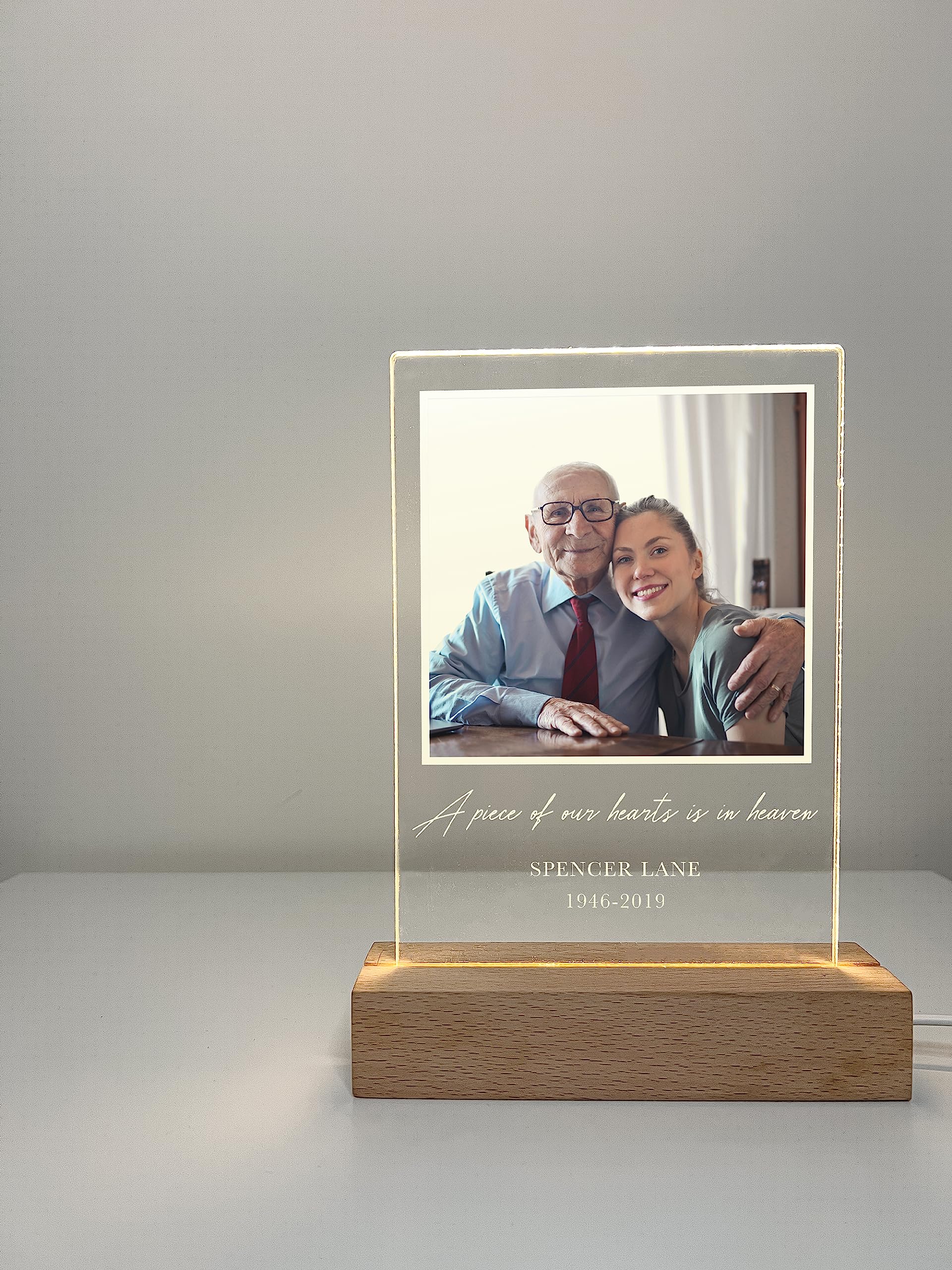 Mirror Mania Custom Personalized Photo Led Wood Stand Night Light Up Table Lamp In Loving Memory Loved One Heart R.I.P Condolence Remembrance Loss Sympathy Bereavement Memorial