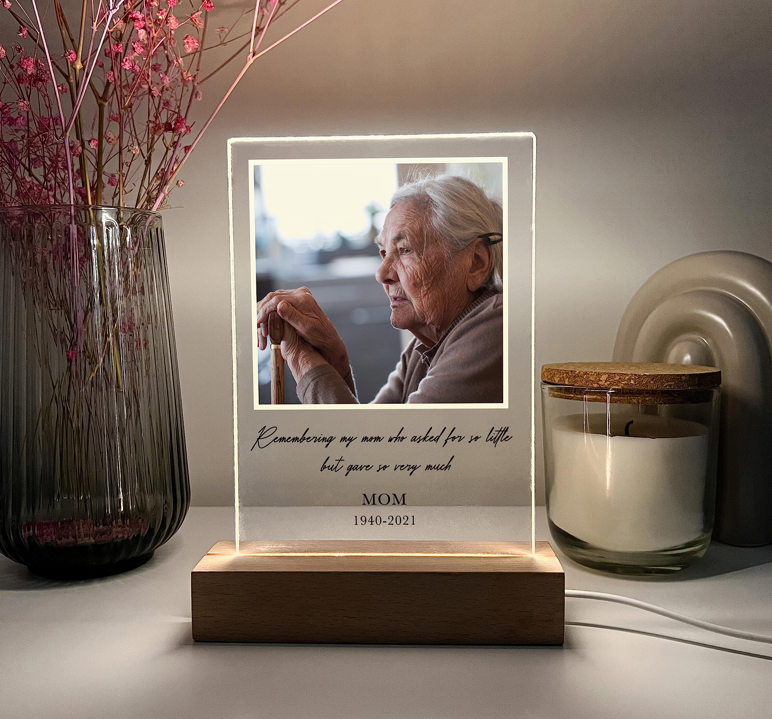 Mirror Mania Custom Personalized Photo Led Wood Stand Night Light Up Table Lamp In Loving Memory Loved One Heart R.I.P Condolence Remembrance Loss Sympathy Bereavement Memorial